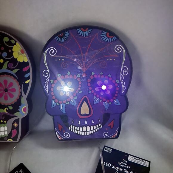 LED Sugar Skull Sign Lot of 2 Día De Los Muertos Day Of The Dead Holiday Decor - Picture 8 of 14